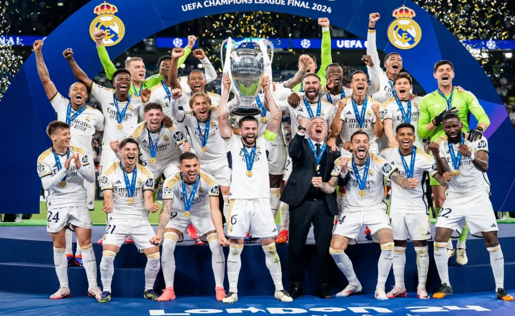الأهلي وريال مدريد: لعنة التتويج المزدوج وموسم صفري بعد كسر القاعدة التاريخية