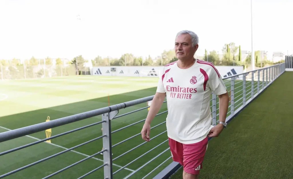 مؤتمر جوزيه مورينيو قبل مباراة ريال مدريد ضد إلتشي في الدوري الإسباني