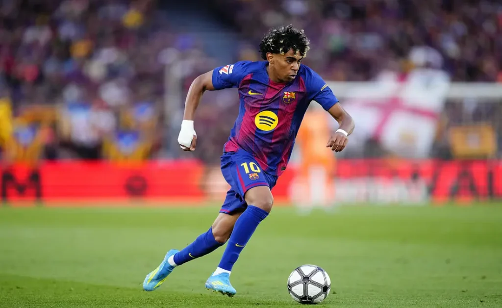 برشلونة يراقب "نيمار الجديد" جابرييل فينينو من الدوري البرازيلي