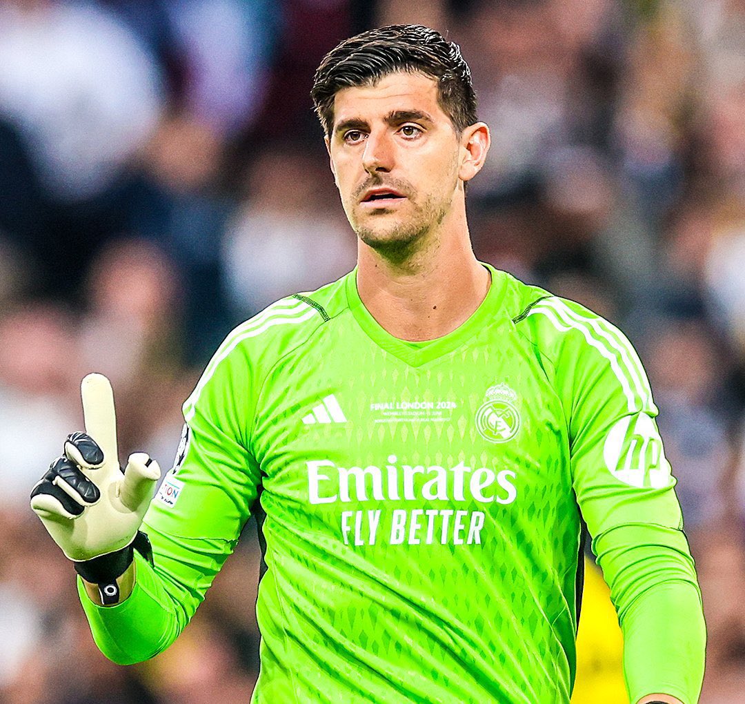 ريال مدريد يحسم موقفه من حراسة المرمى.. ثقة كاملة في كورتوا ولونين وخطة لتطوير المواهب