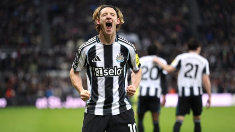 Crystal Palace Conference League - Crystal Palace Clinch Historic Conference League Title