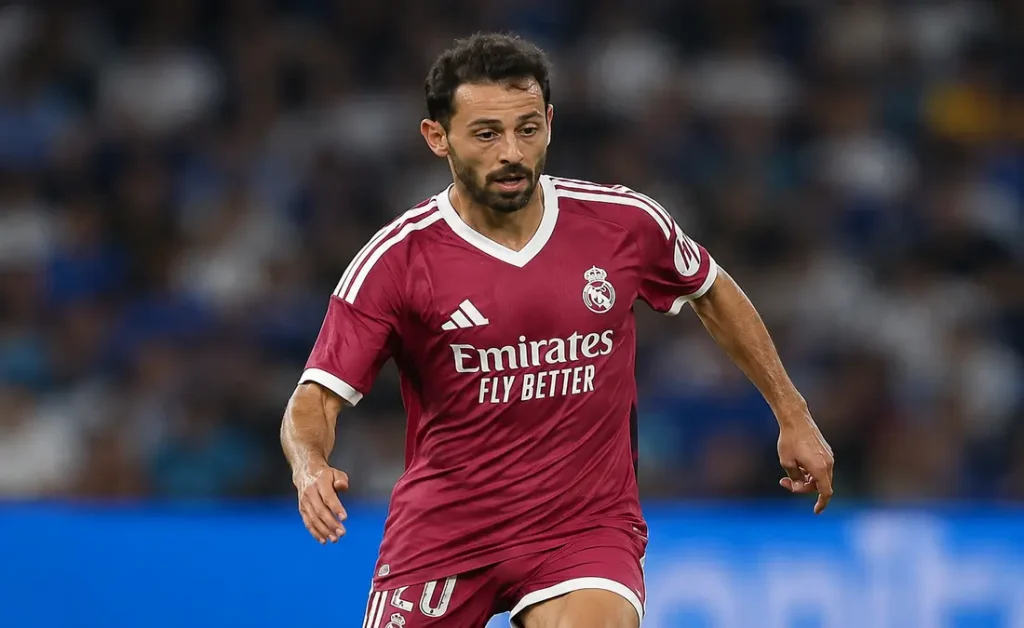 ديكو: لاعب ريال مدريد كان يريد الانتقال لبرشلونة